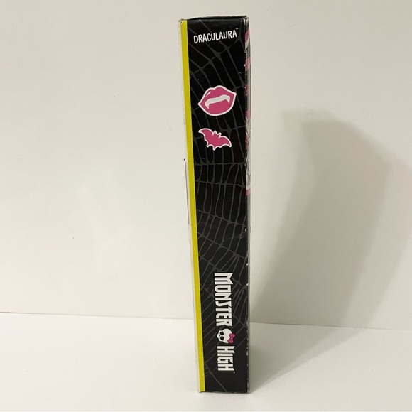 Monster High Draculaura Doll Damaged Box - Picture 4 of 16